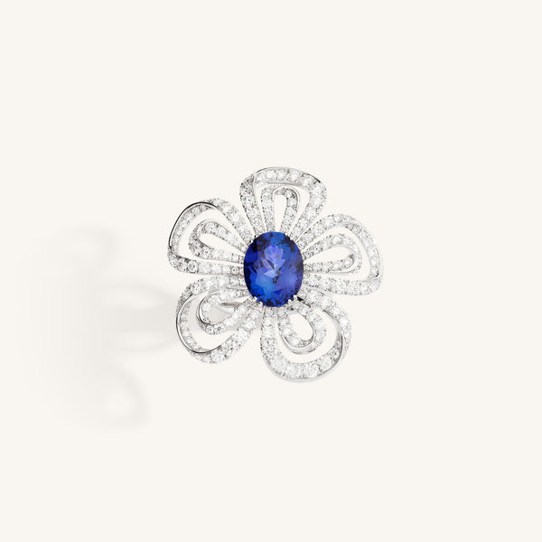 Margherita ring with tanzanite