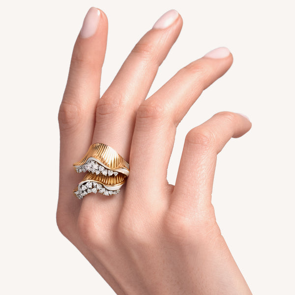 Rays of Sun ring with white diamonds and white enamel