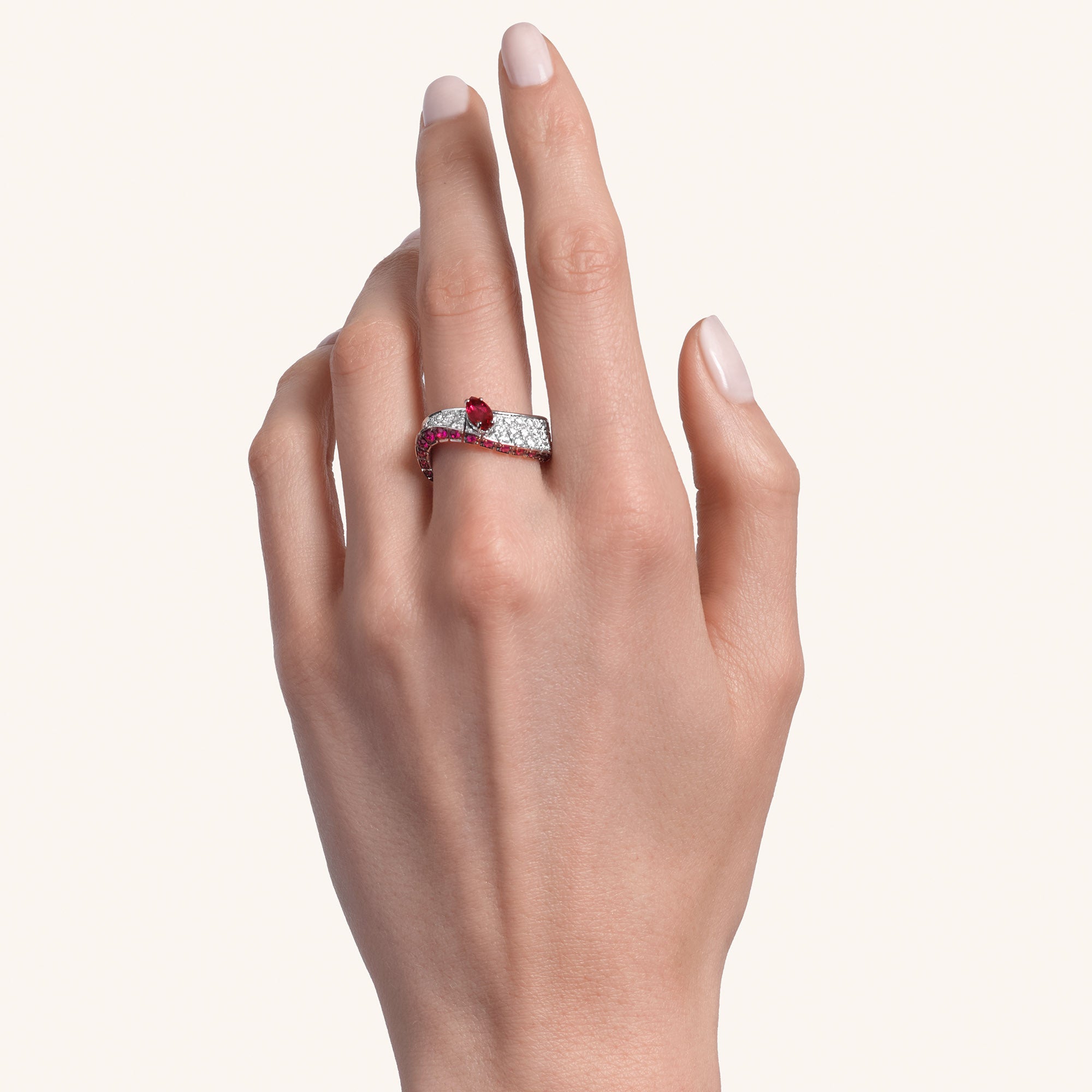 Abissi ring with rubies