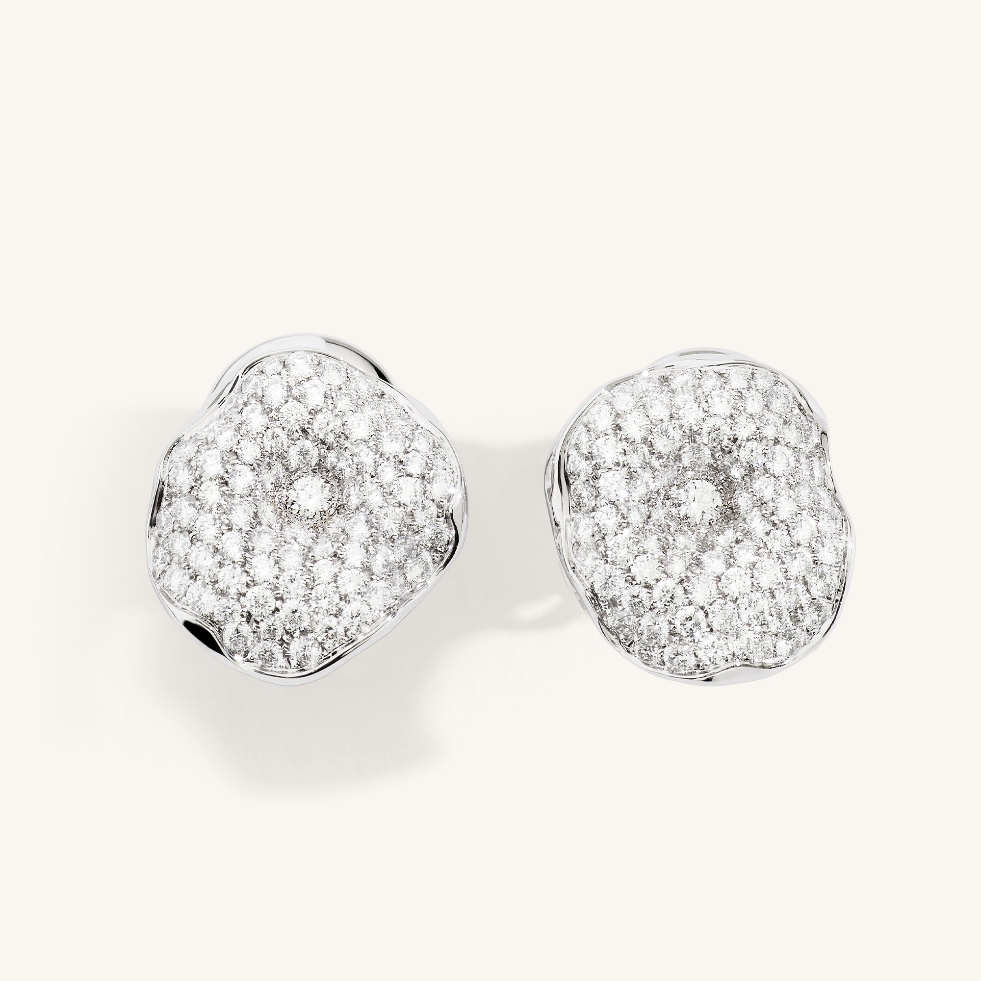 Moon Flowers earrings with white diamonds