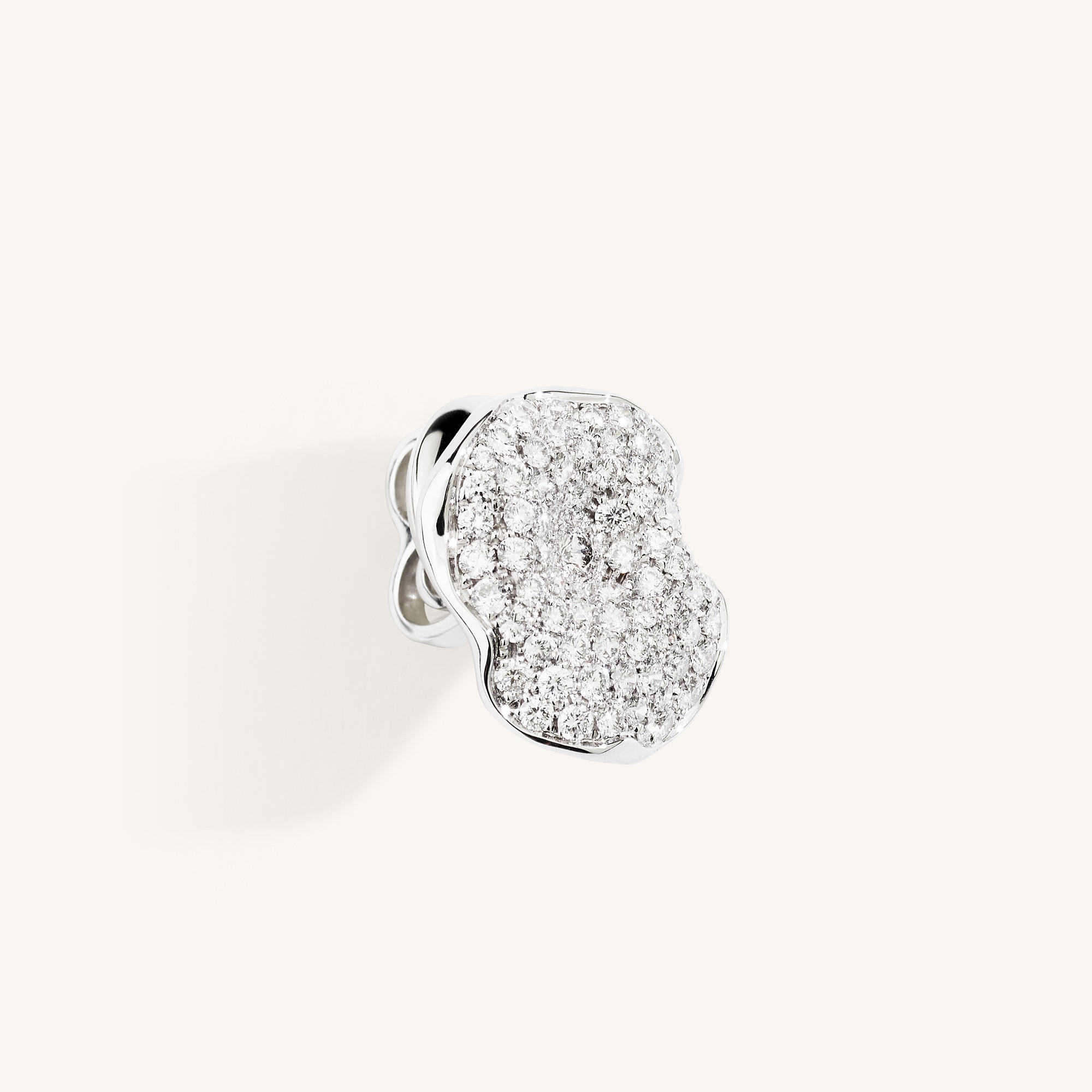 Moon Flowers earrings with white diamonds