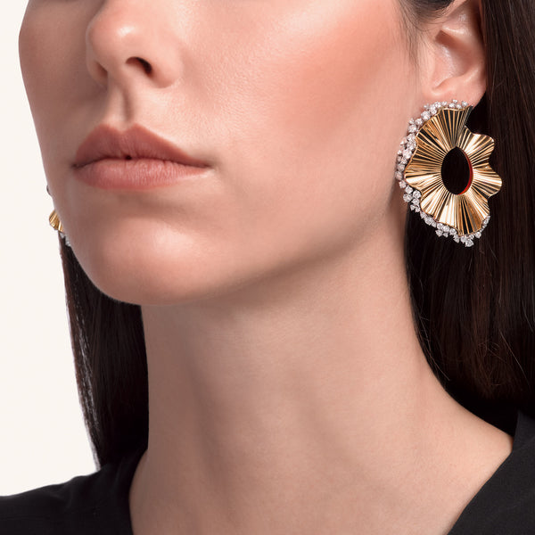 Rays of Sun earrings with white diamonds and red enamel