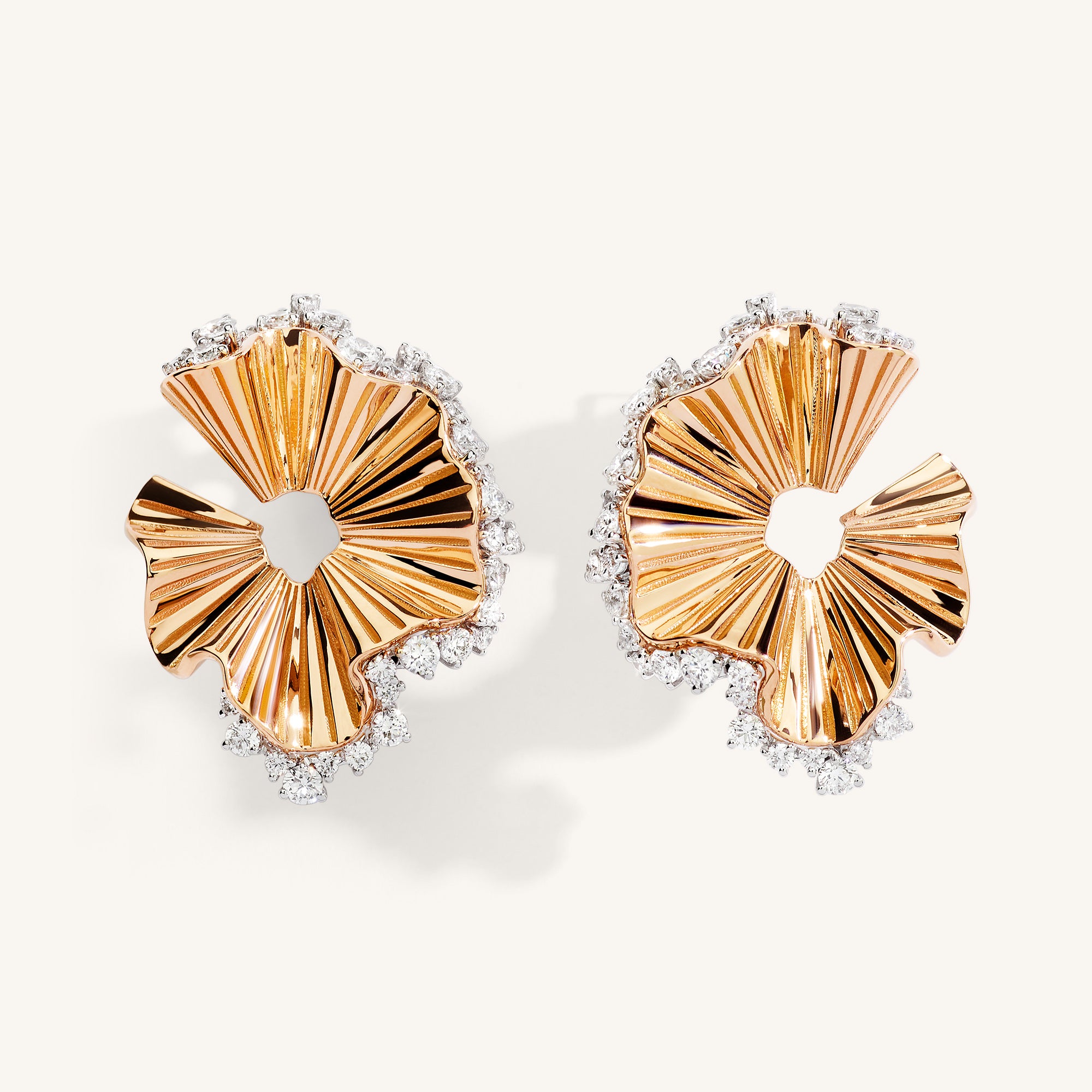 Rays of Sun earrings with white diamonds