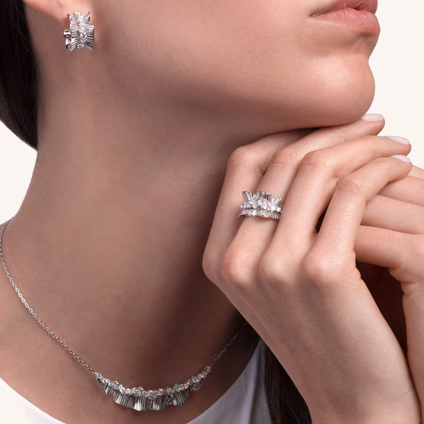 Rays of Sun earrings with white diamonds