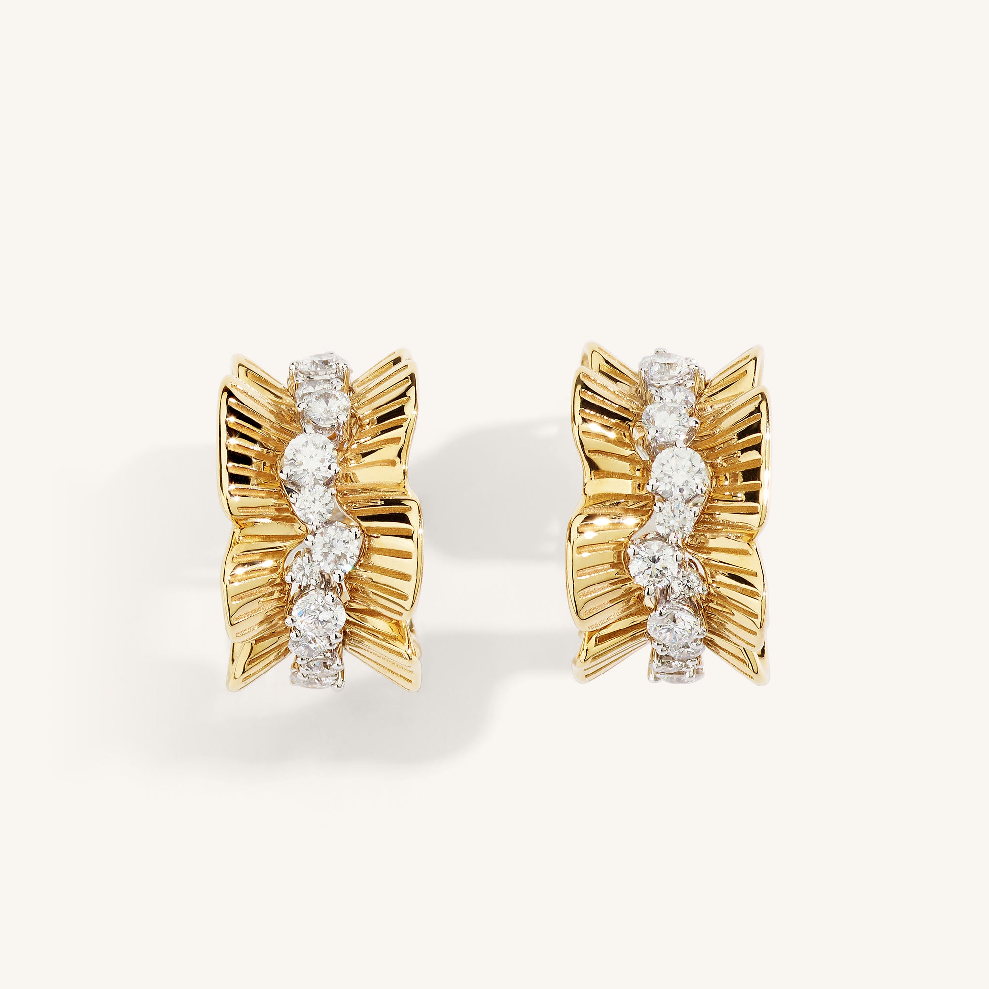 Rays of Sun earrings with white diamonds