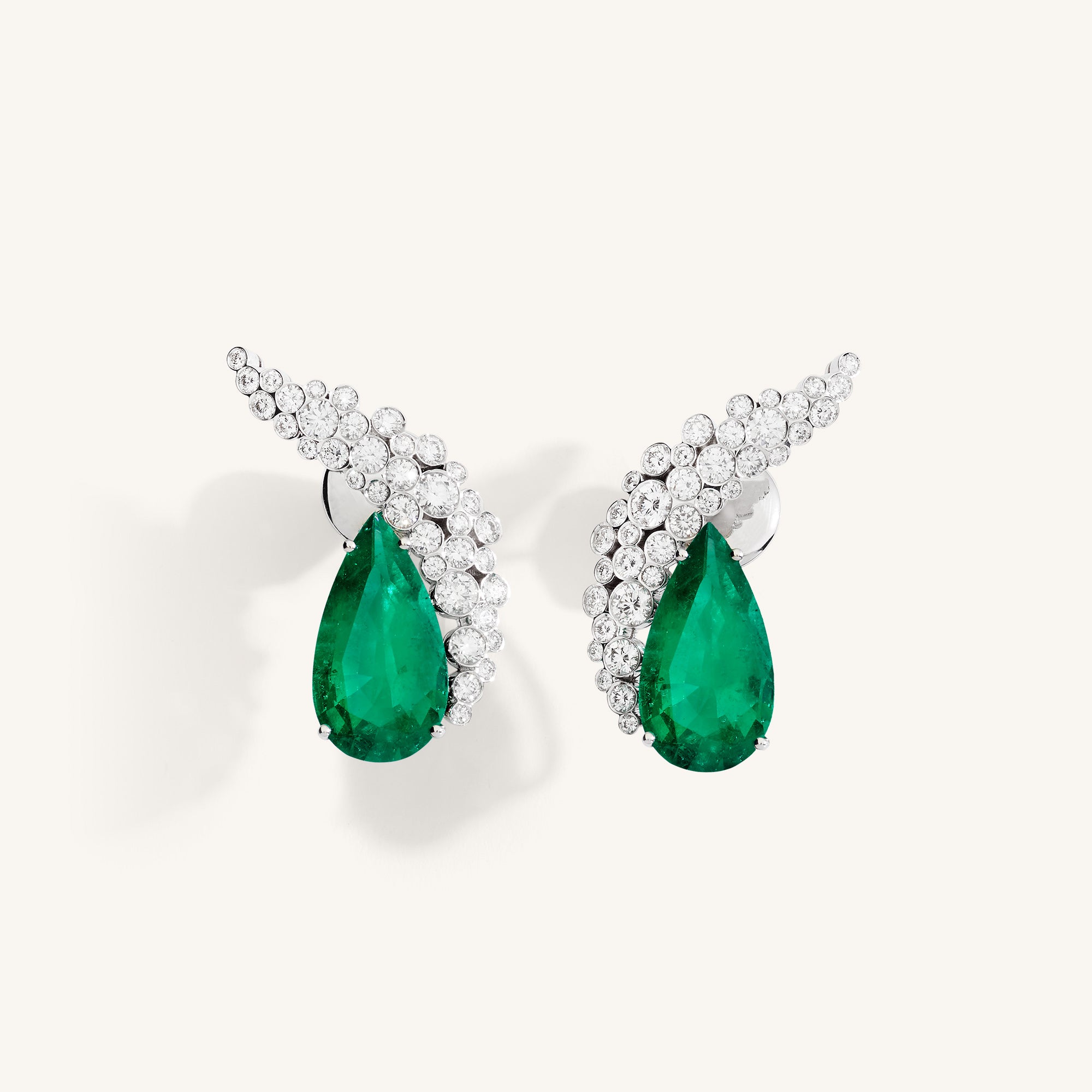 Incanto earrings with colombian emerald