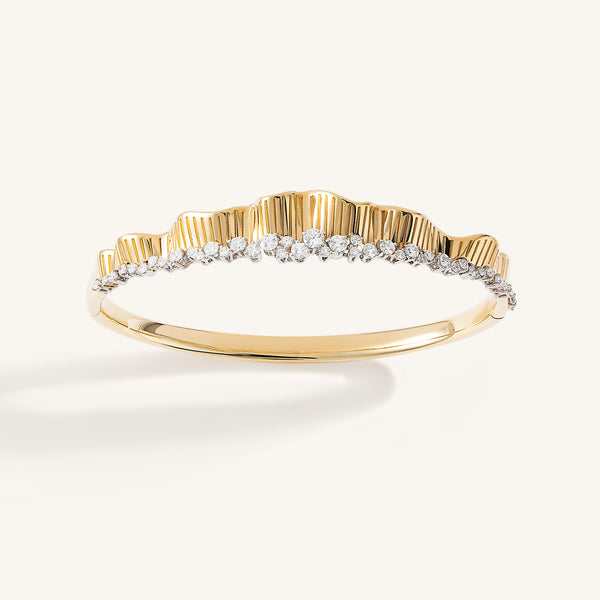 Rays of Sun bangle with white diamonds