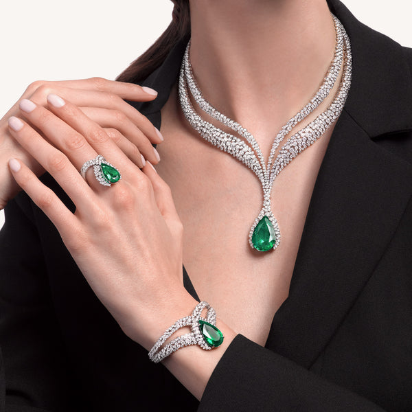 Incanto bangle with colombian emerald