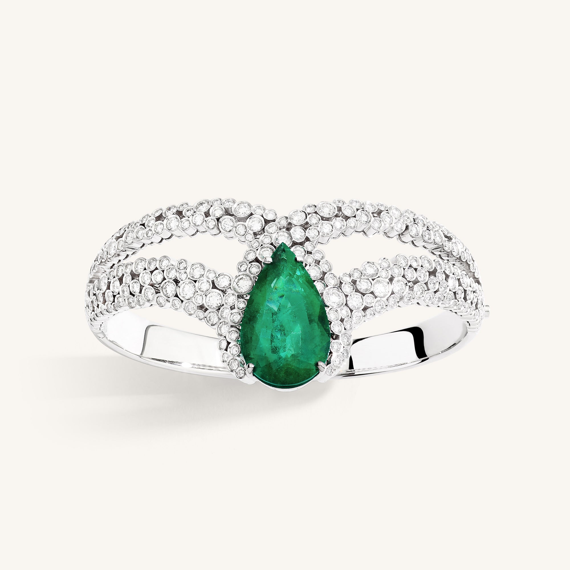 Incanto bangle with colombian emerald
