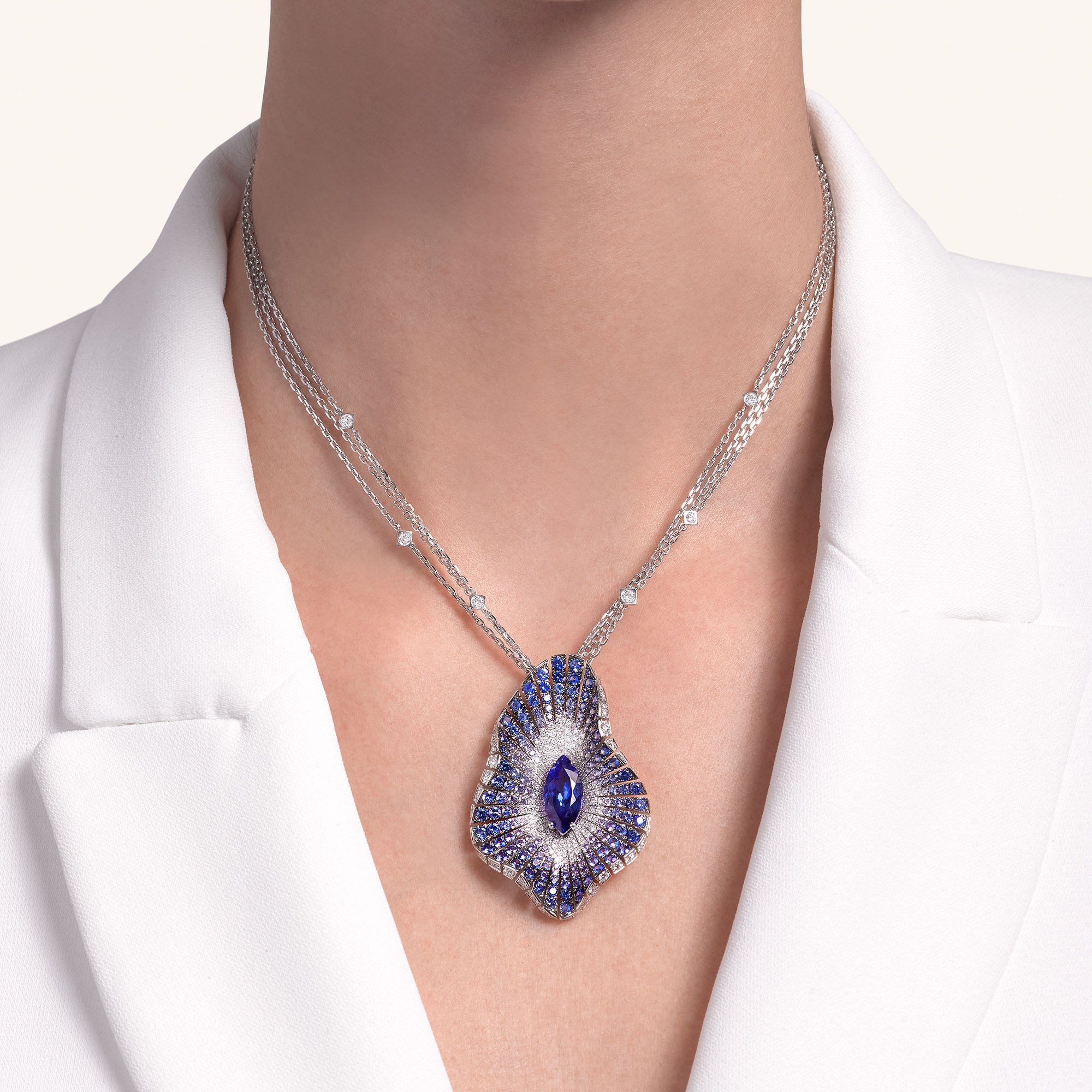 Abissi pendant with tanzanite