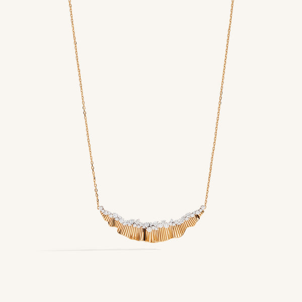 Rays of Sun pendant with white diamonds