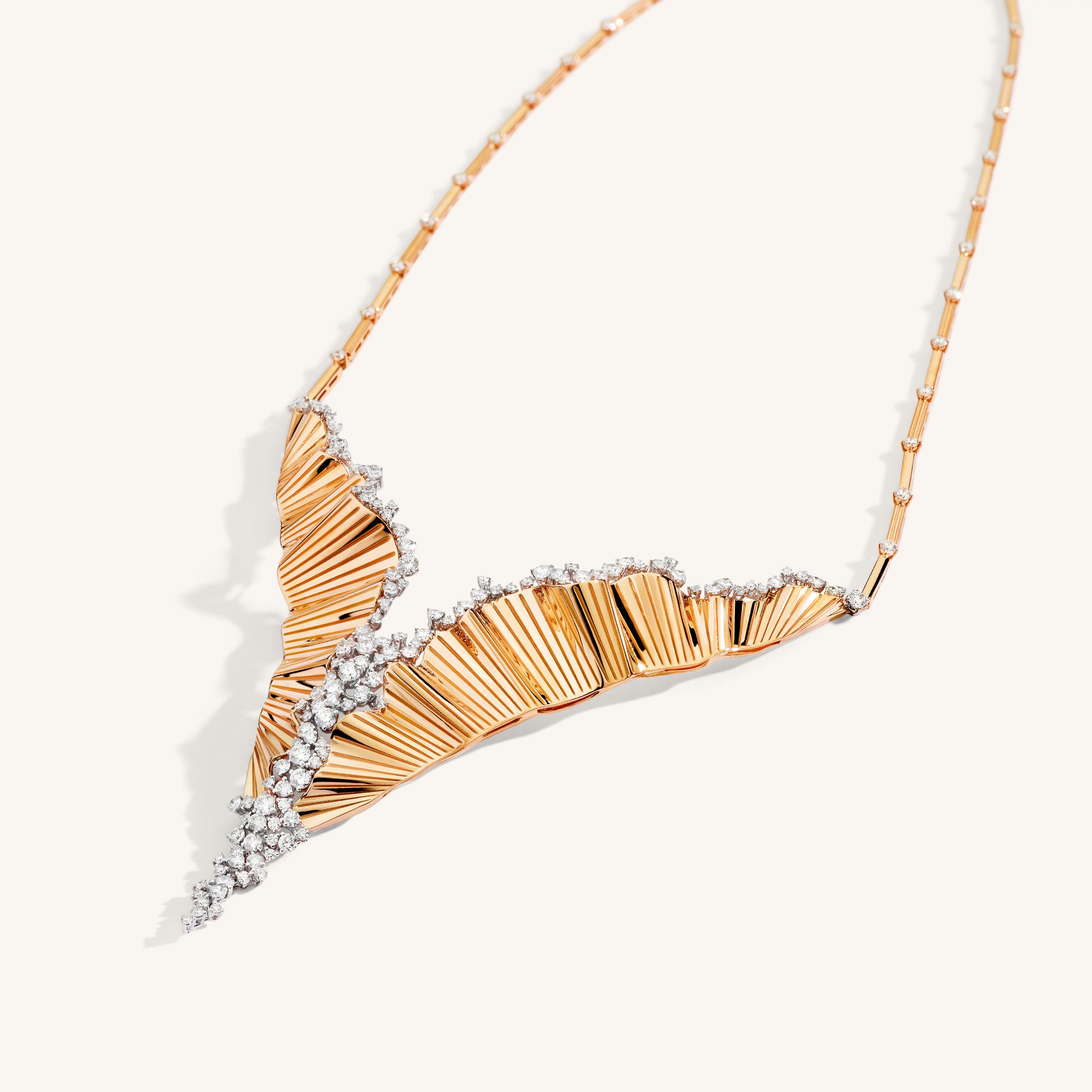 Rays of Sun necklace with white diamonds