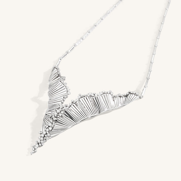 Rays of Sun necklace with white diamonds