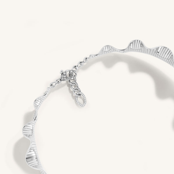 Rays of Sun collier with white diamonds