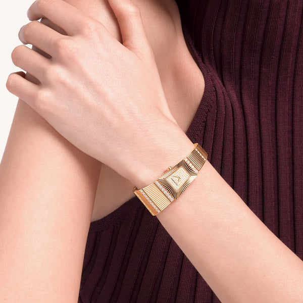 Cleopatra watch with white full pavé diamonds dial on rose gold