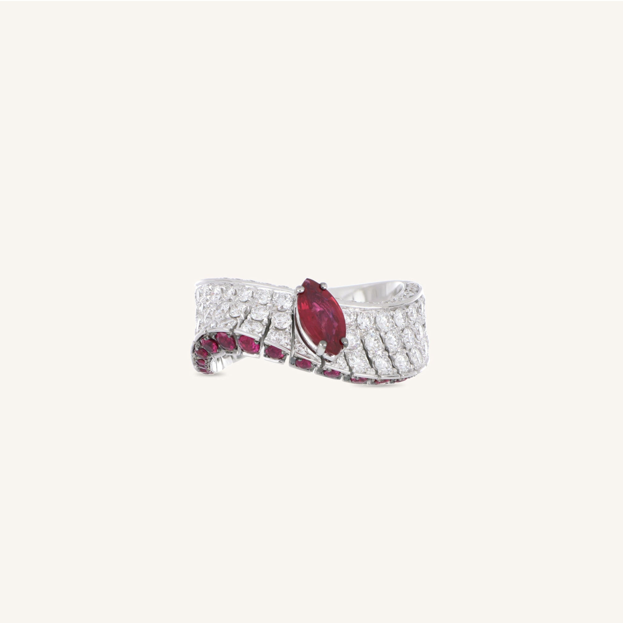 Abissi ring with rubies