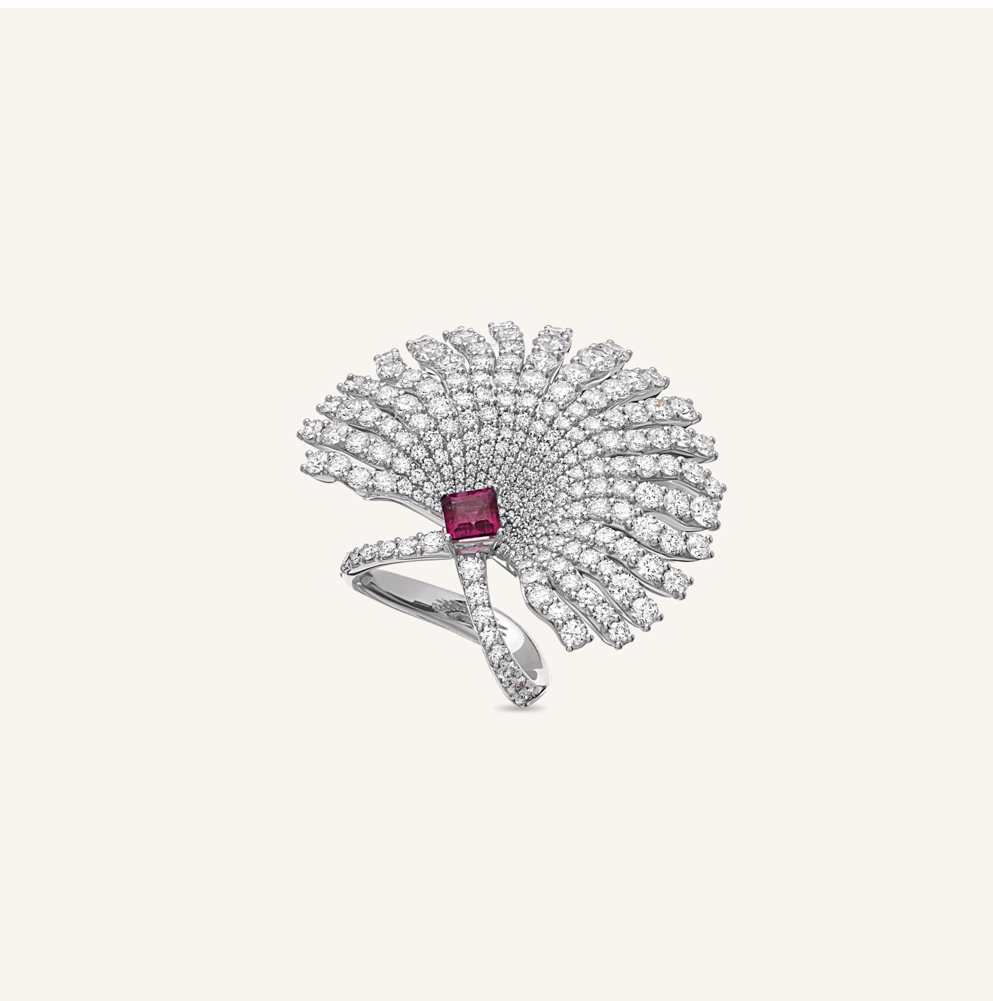 Charm Exotique ring with ruby