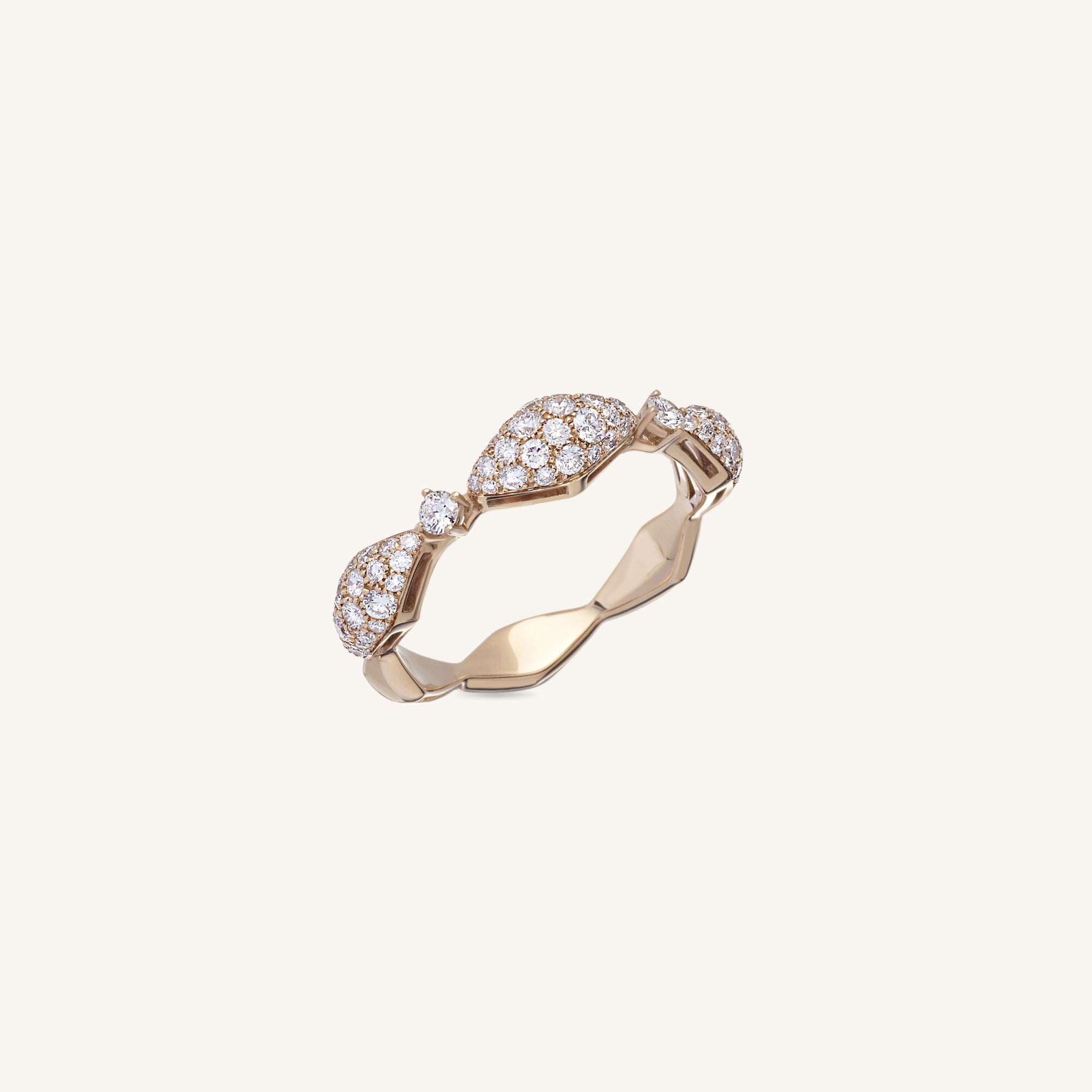 Decò ring with white diamonds