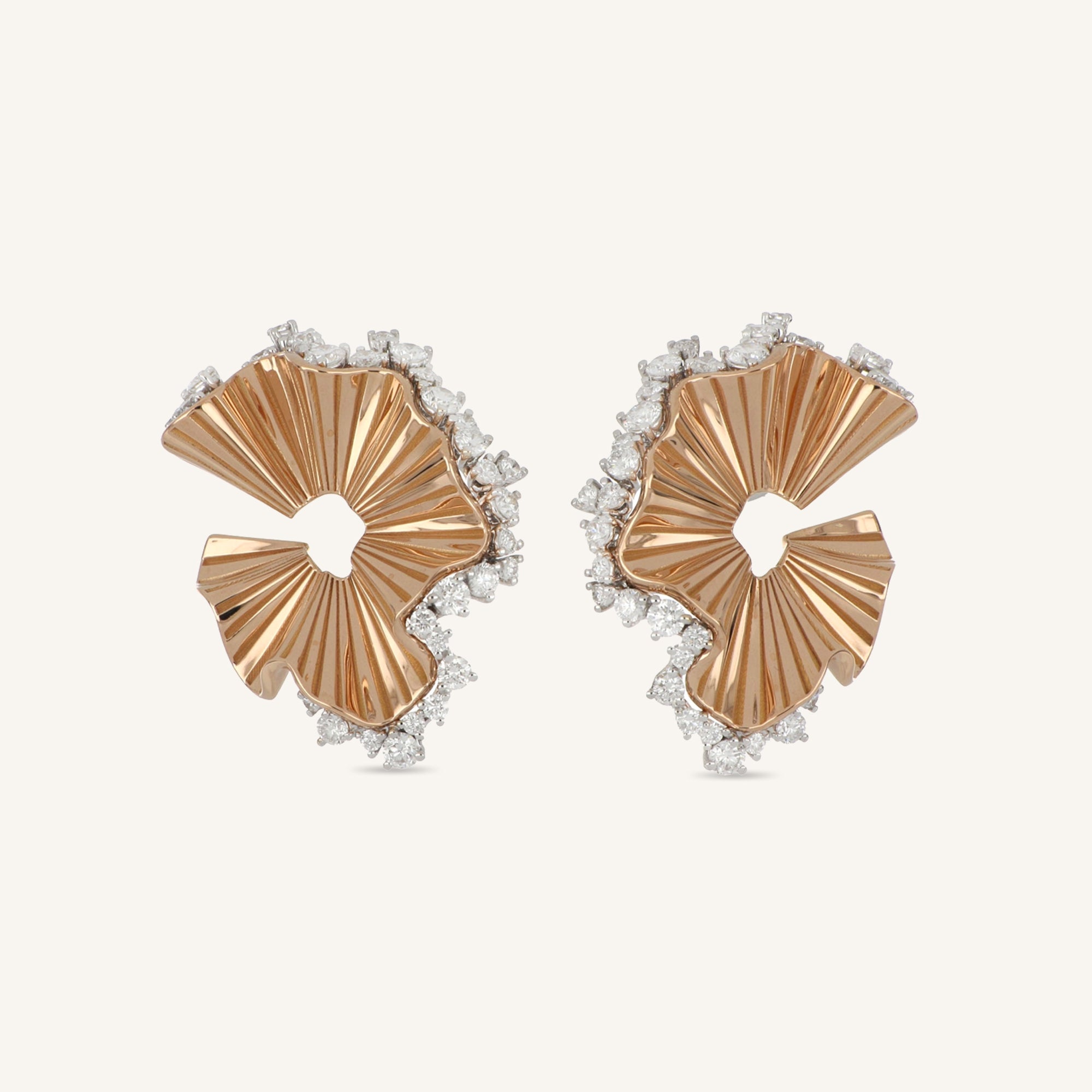 Rays of Sun earrings with white diamonds