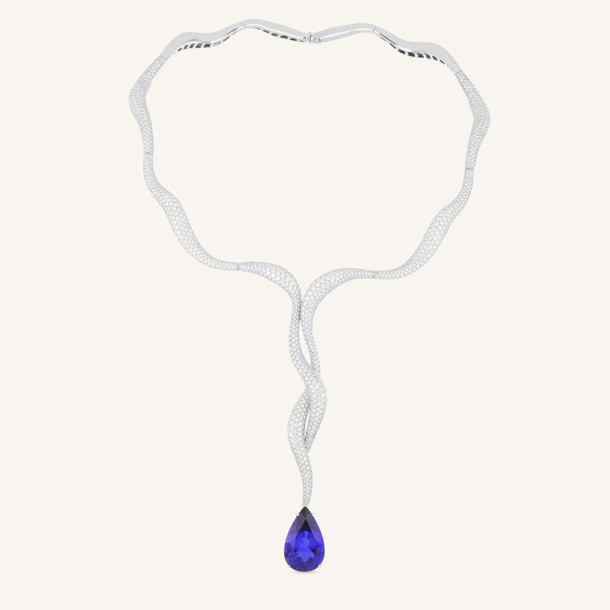 Venere collier with tanzanite