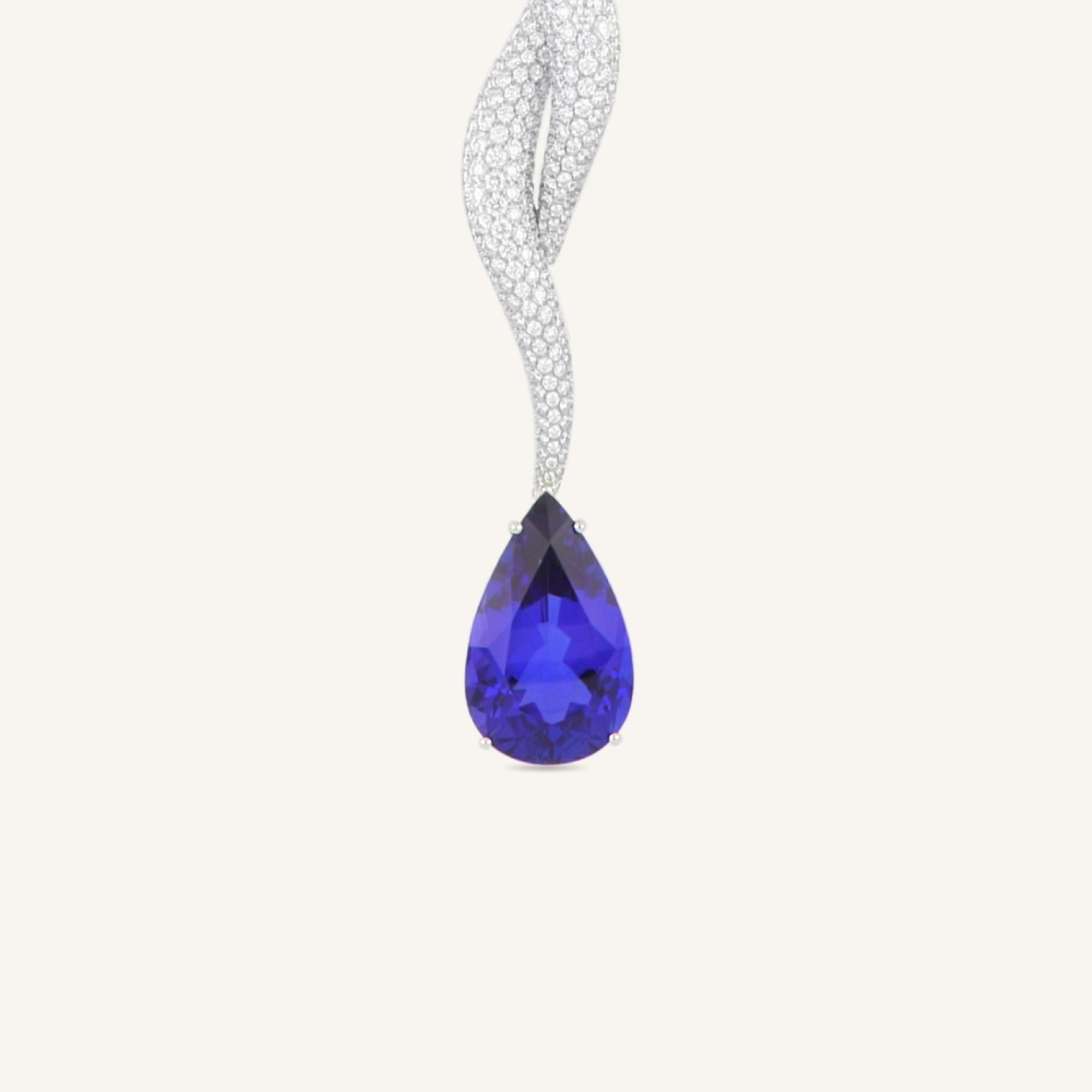 Venere collier with tanzanite