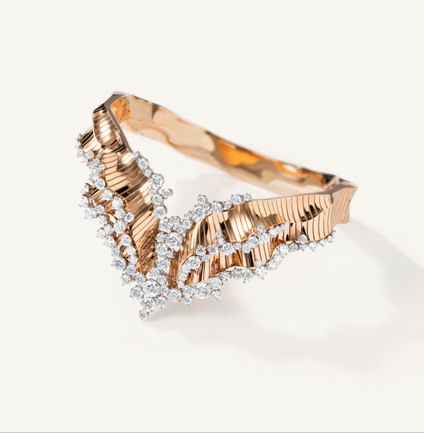Rays of Sun bangle with white diamonds
