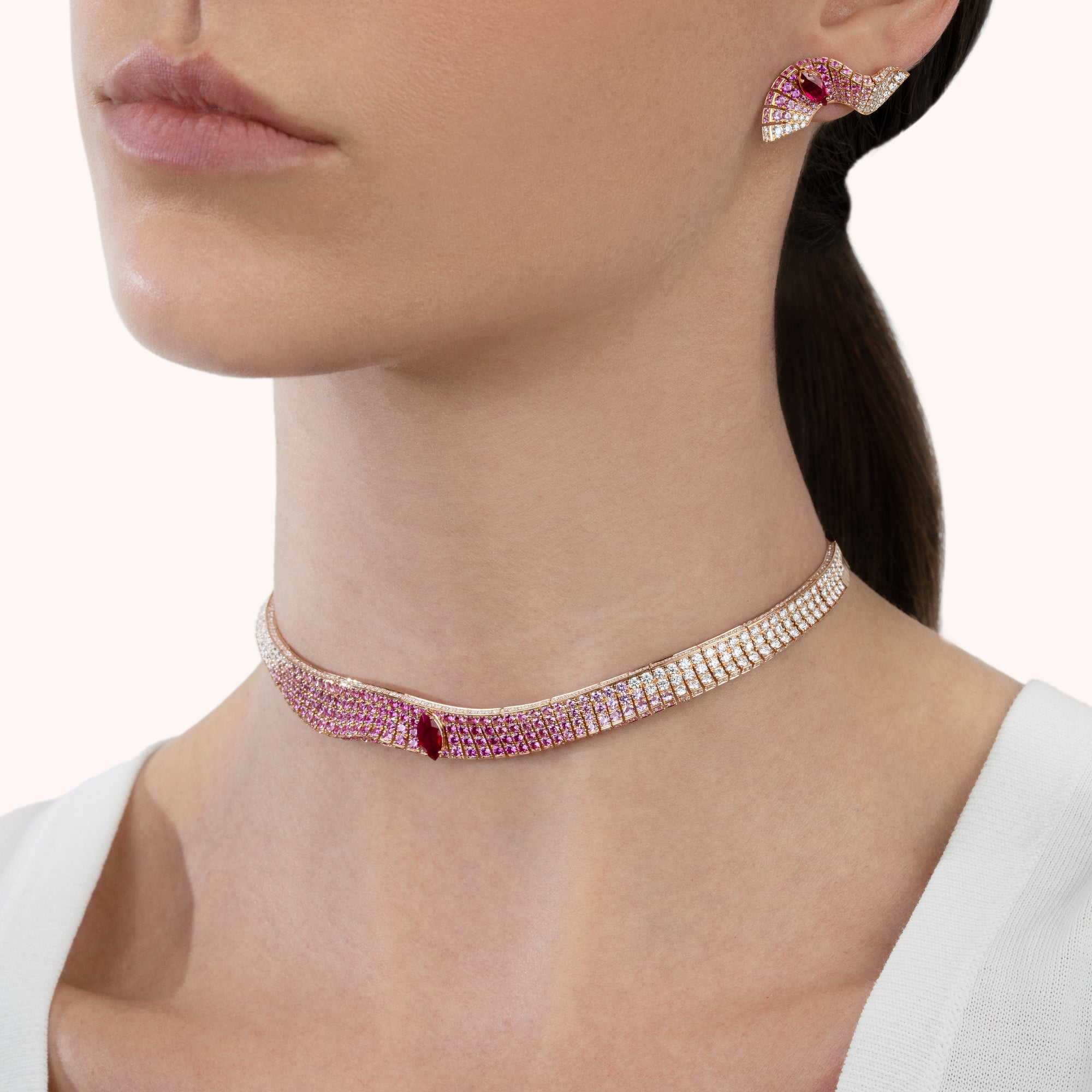 Abissi choker with sapphires