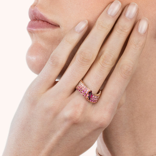 Abissi ring with sapphires