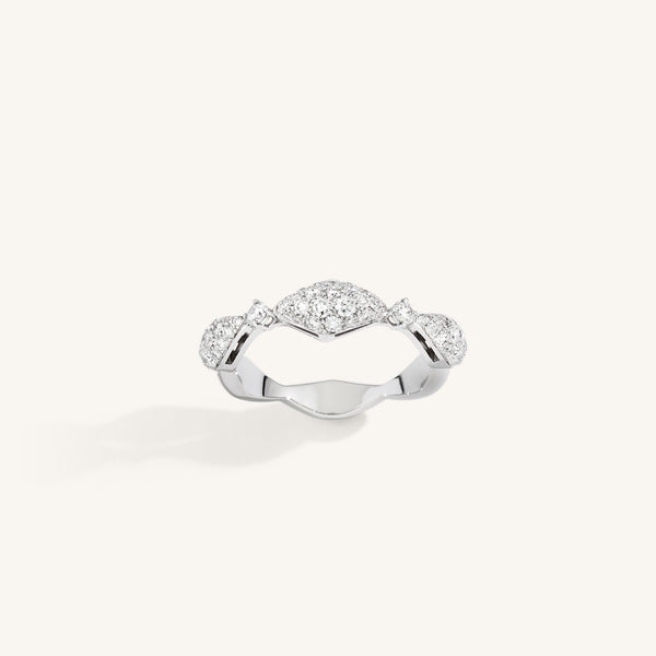 Decò ring with white diamonds