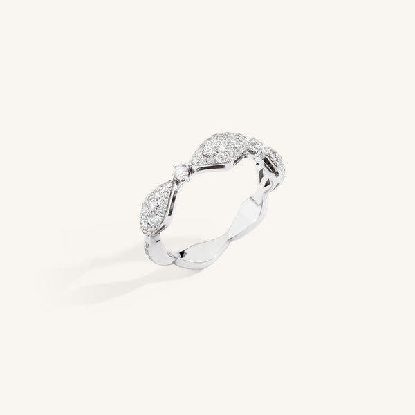 Decò ring with white diamonds
