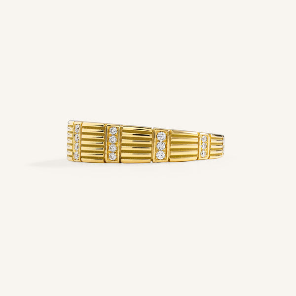 Cleopatra ring with white diamonds