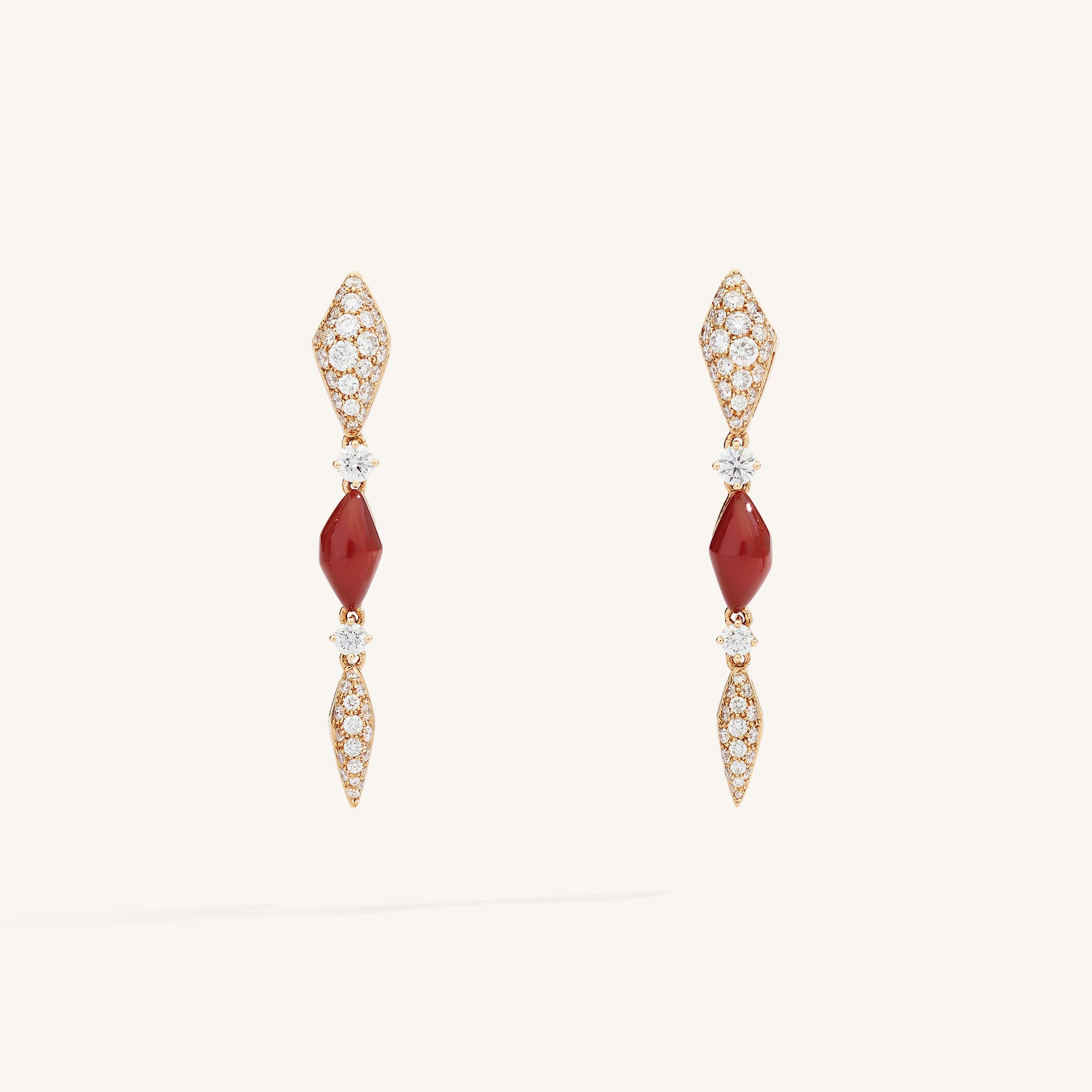 Decò earrings with carnelian and white diamonds