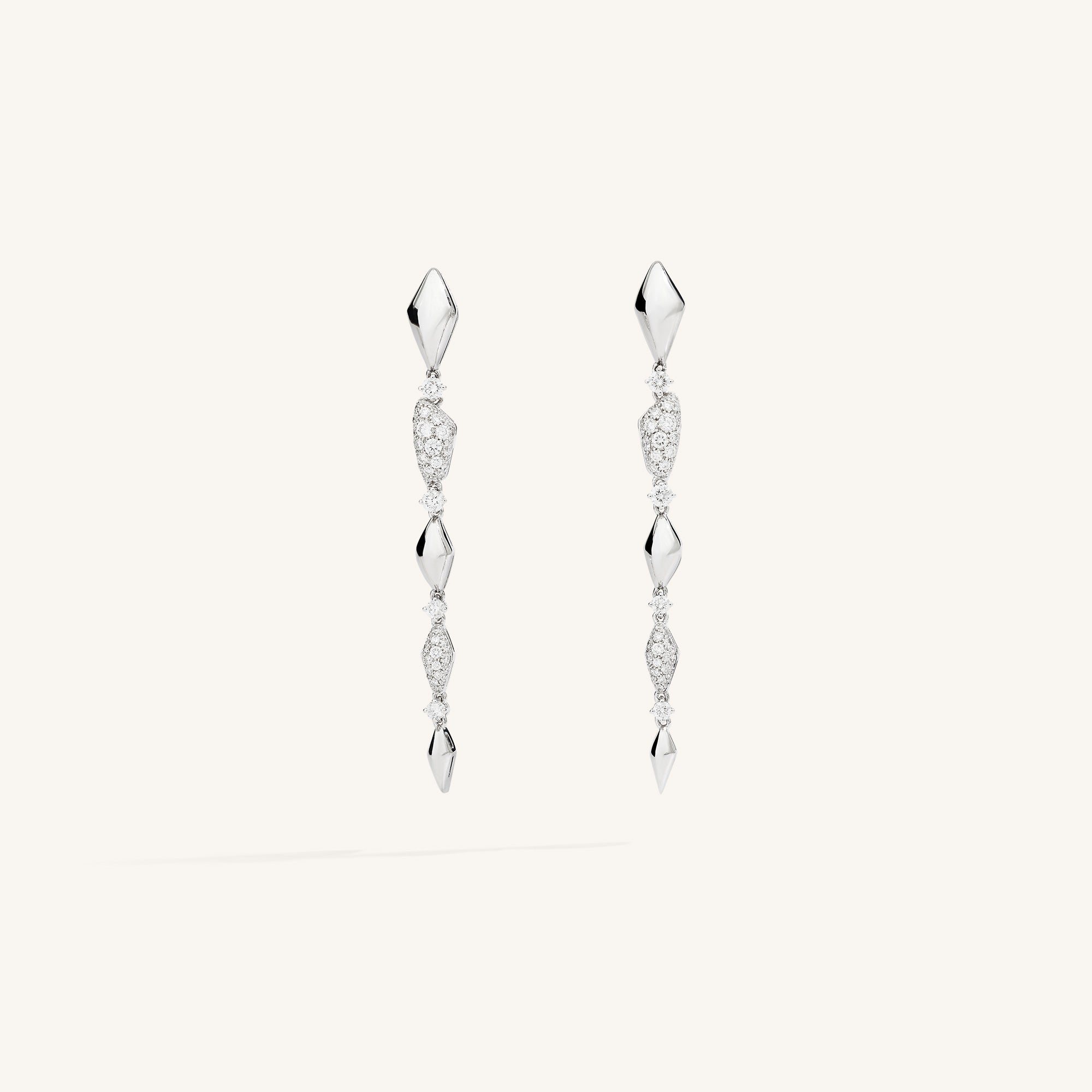 Decò long earrings with  white diamonds