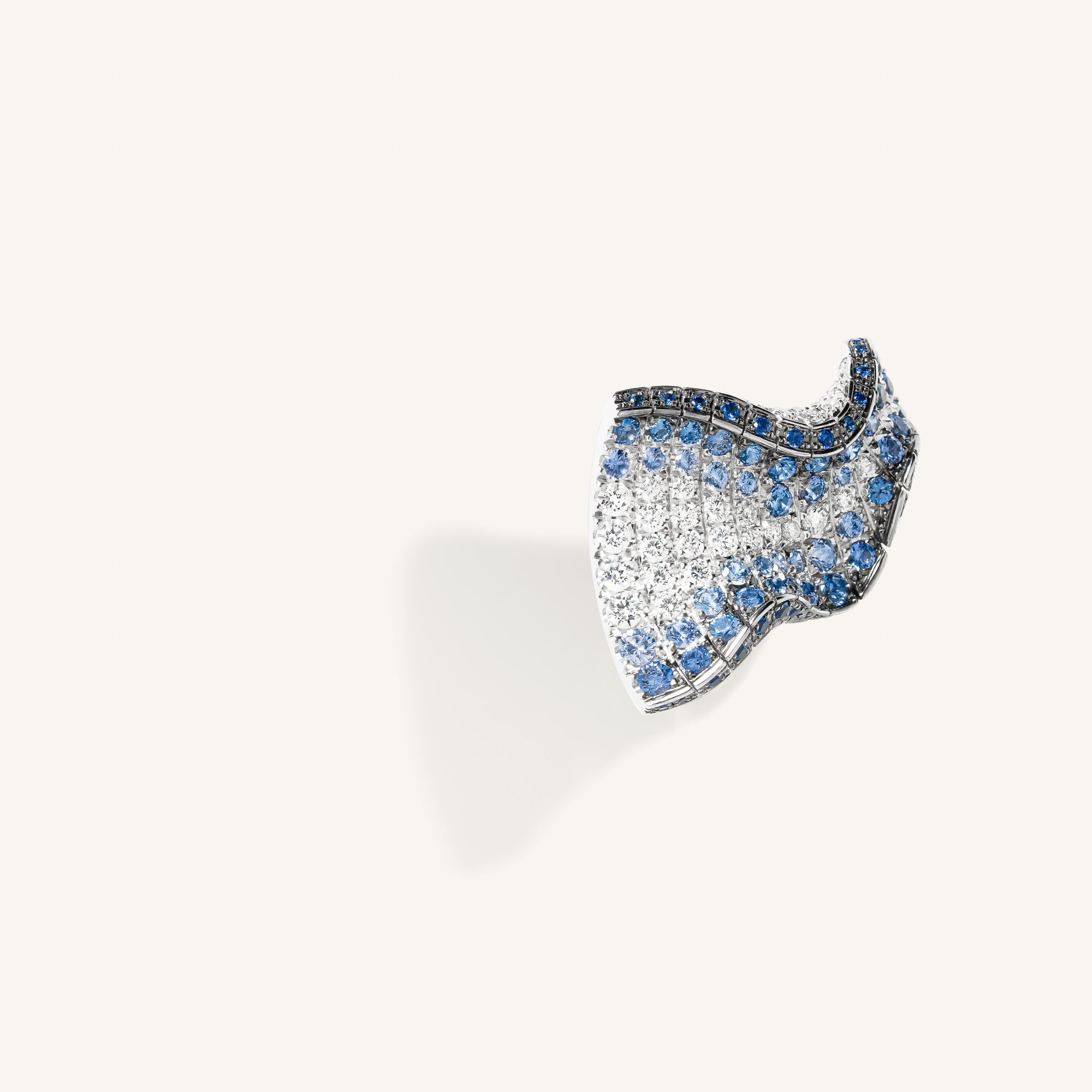 Abissi earrings with sapphires