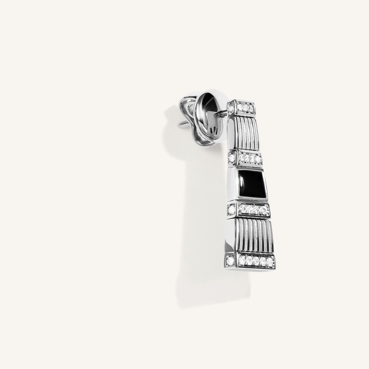 Cleopatra earrings with white diamonds