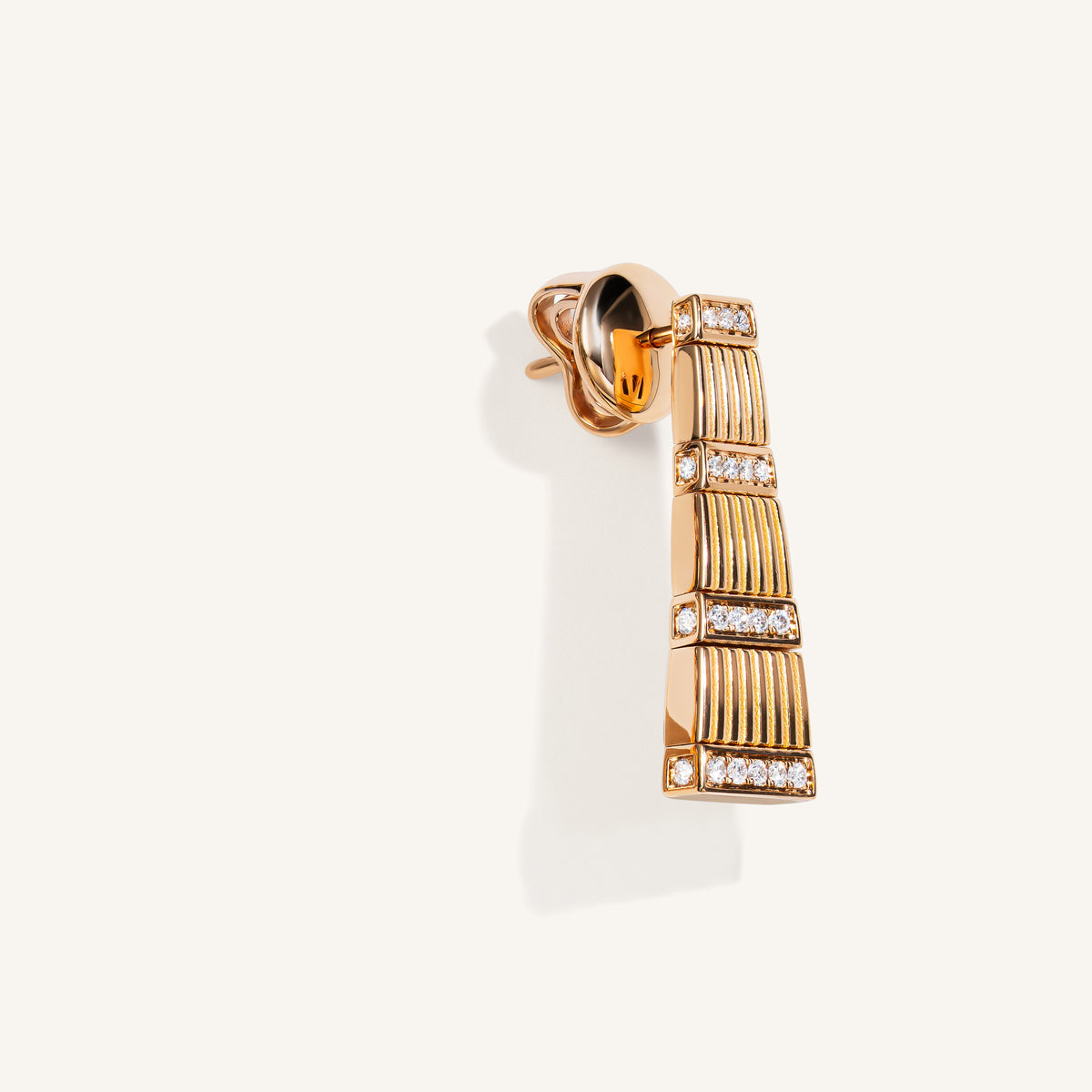 Cleopatra earrings with white diamonds