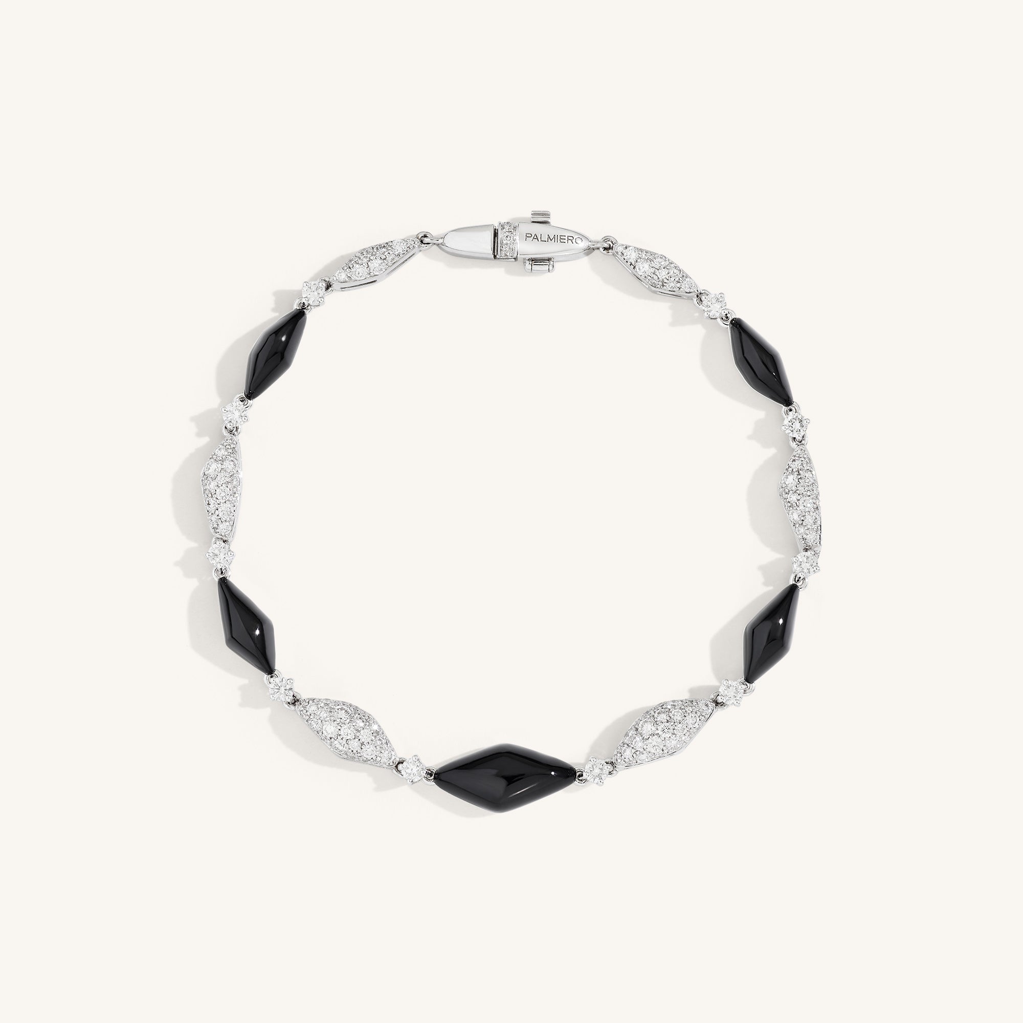 Decò bracelet with onyx and white diamonds