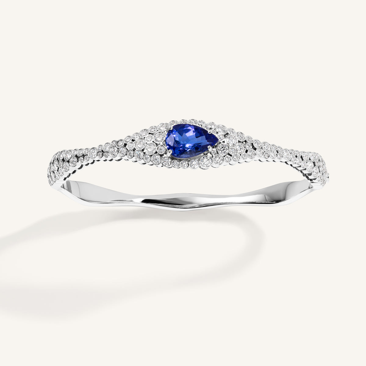 Incanto bangle with tanzanite