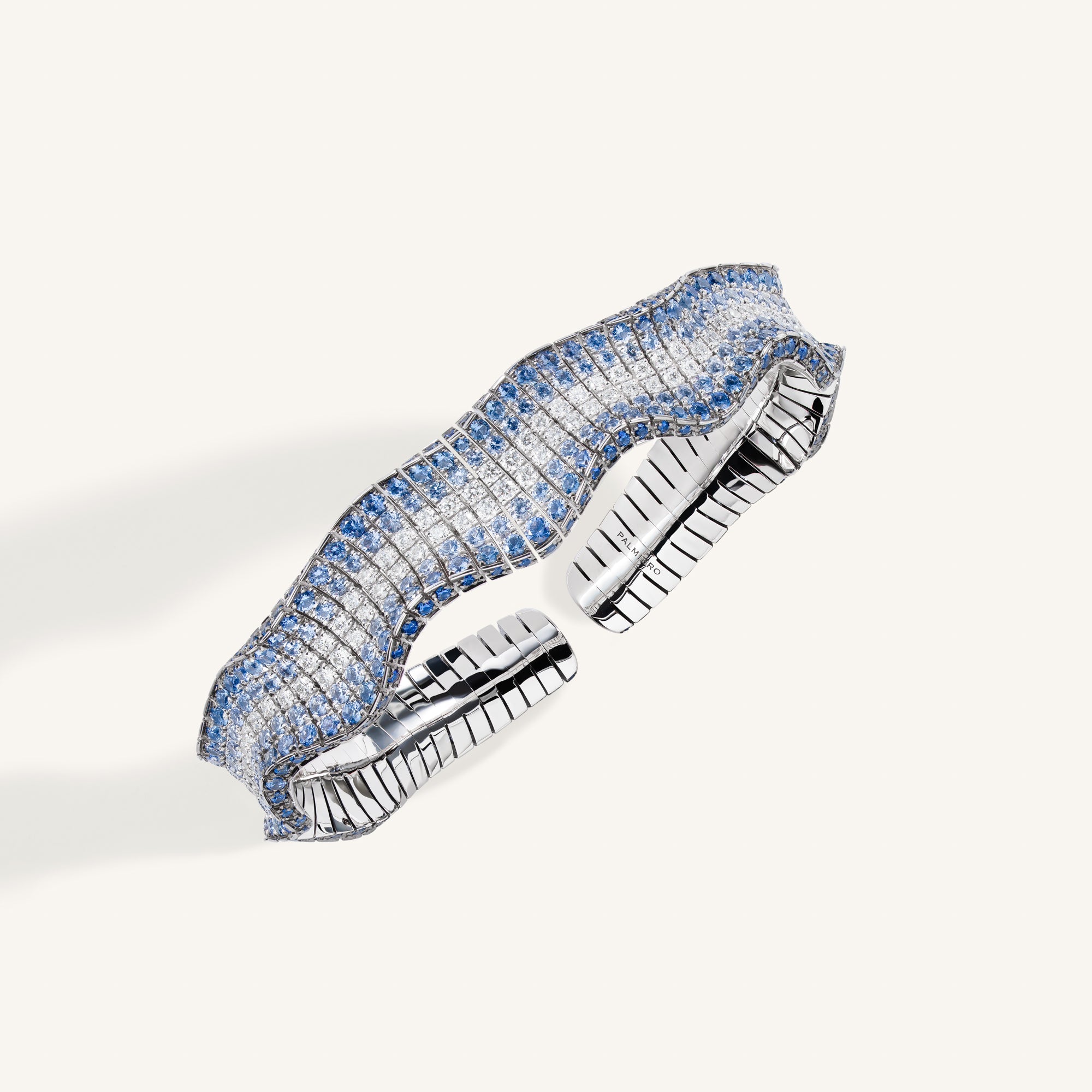Abissi bangle with sapphires