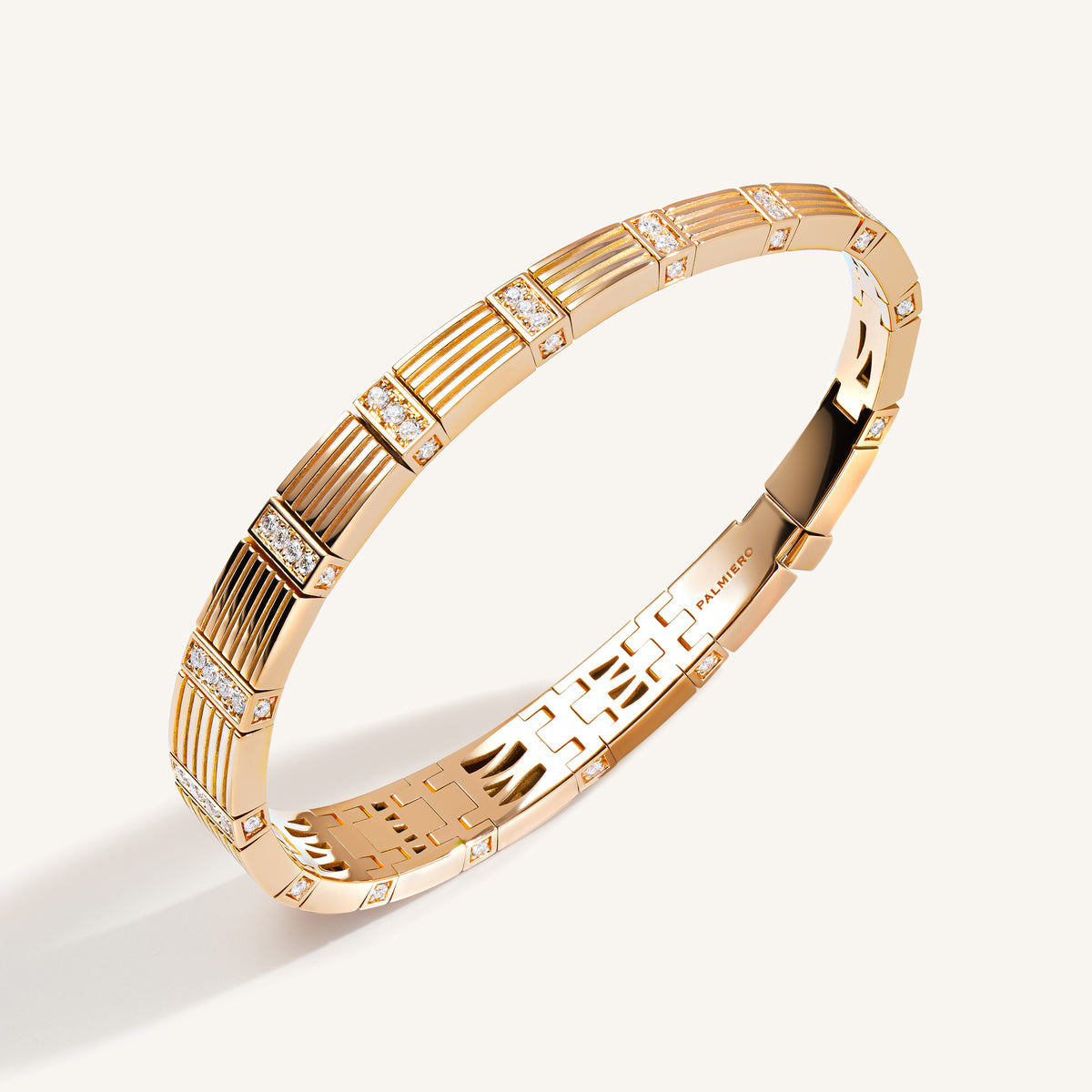 Cleopatra bracelet with white diamonds
