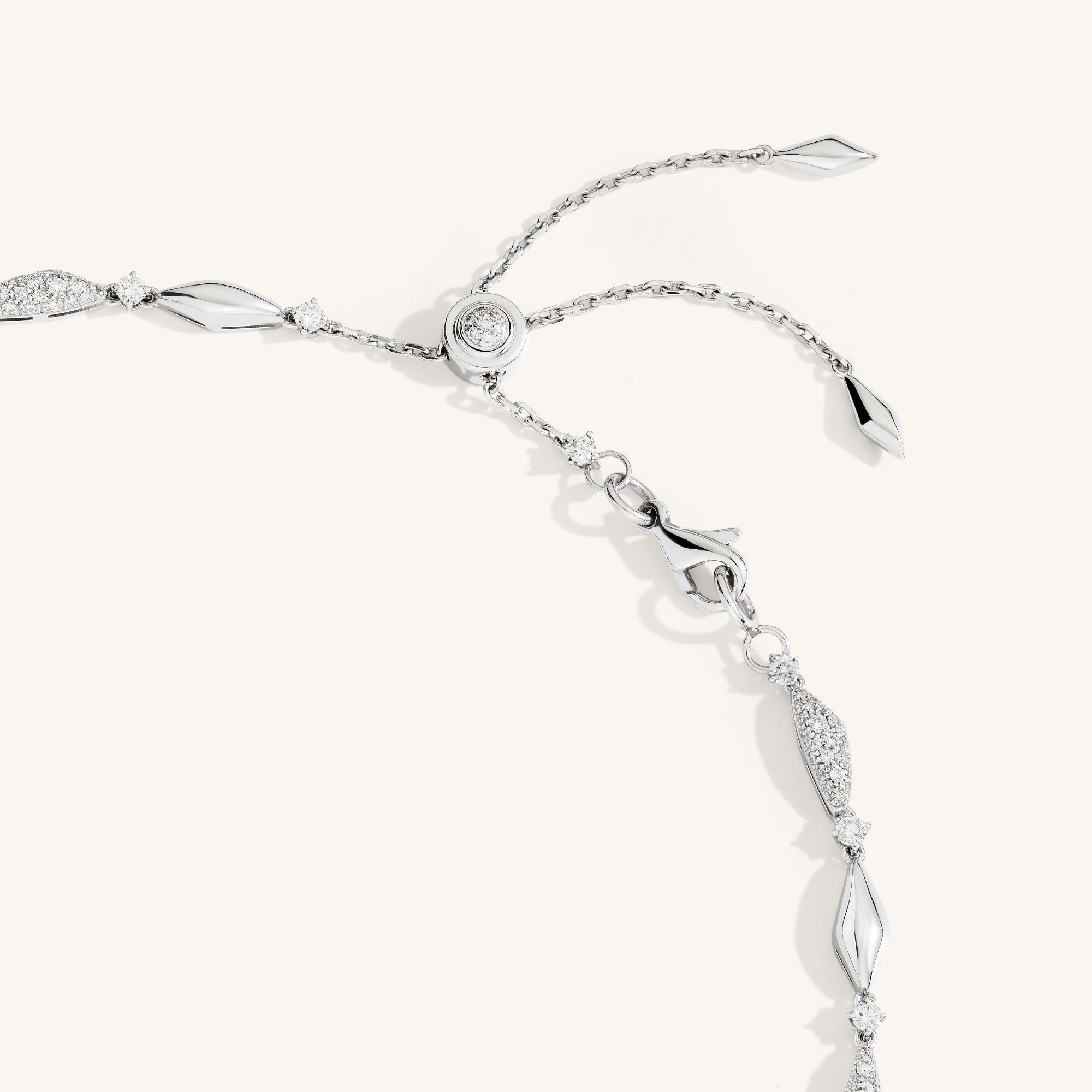 Decò necklace with white diamonds