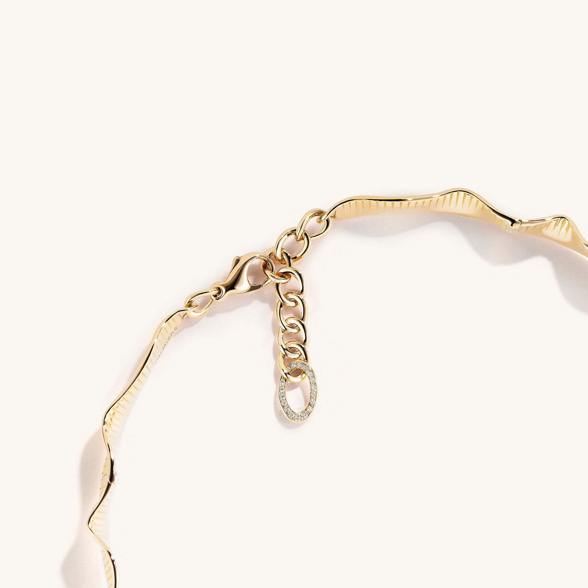 Rays of Sun mini choker with white diamonds