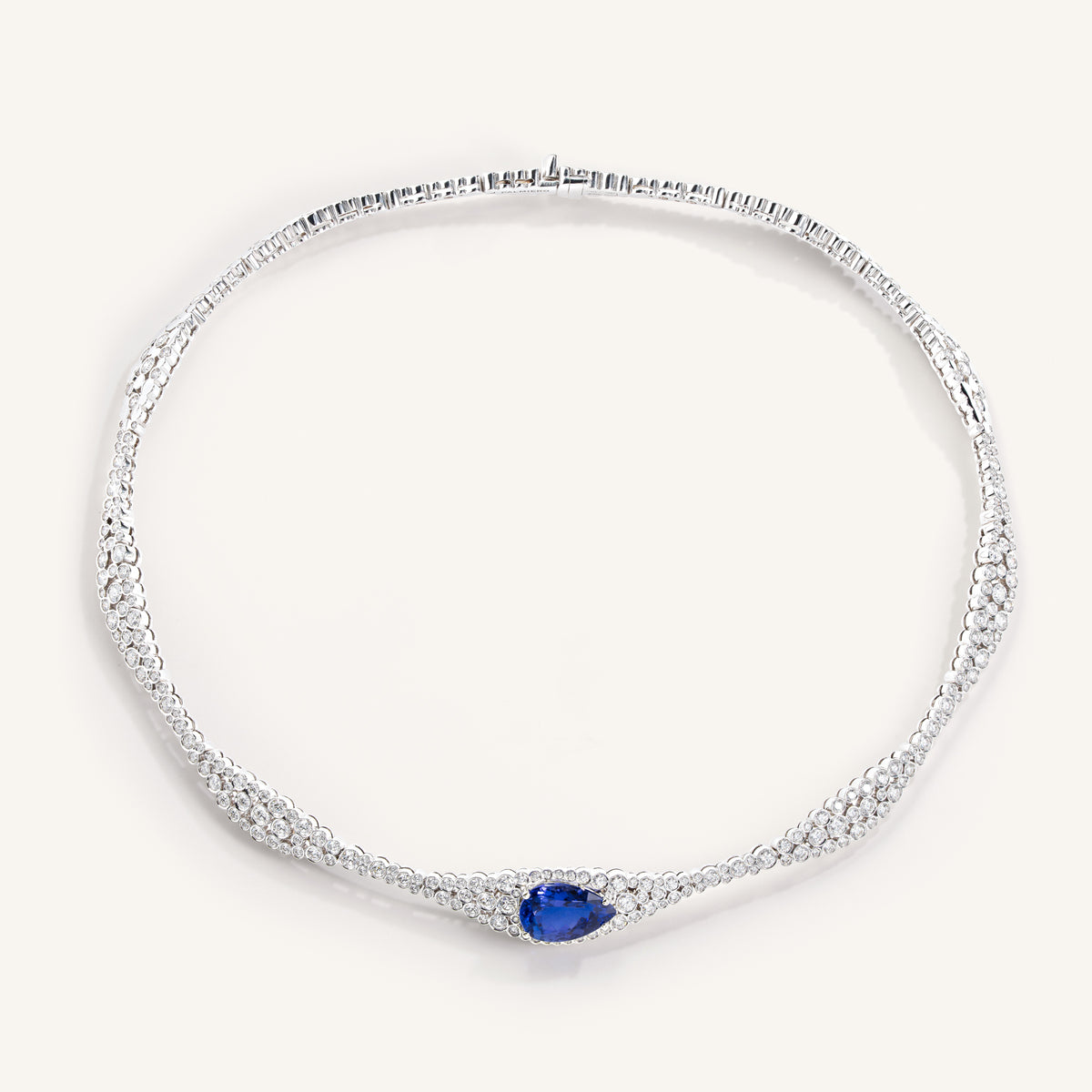 Incanto collier with tanzanite