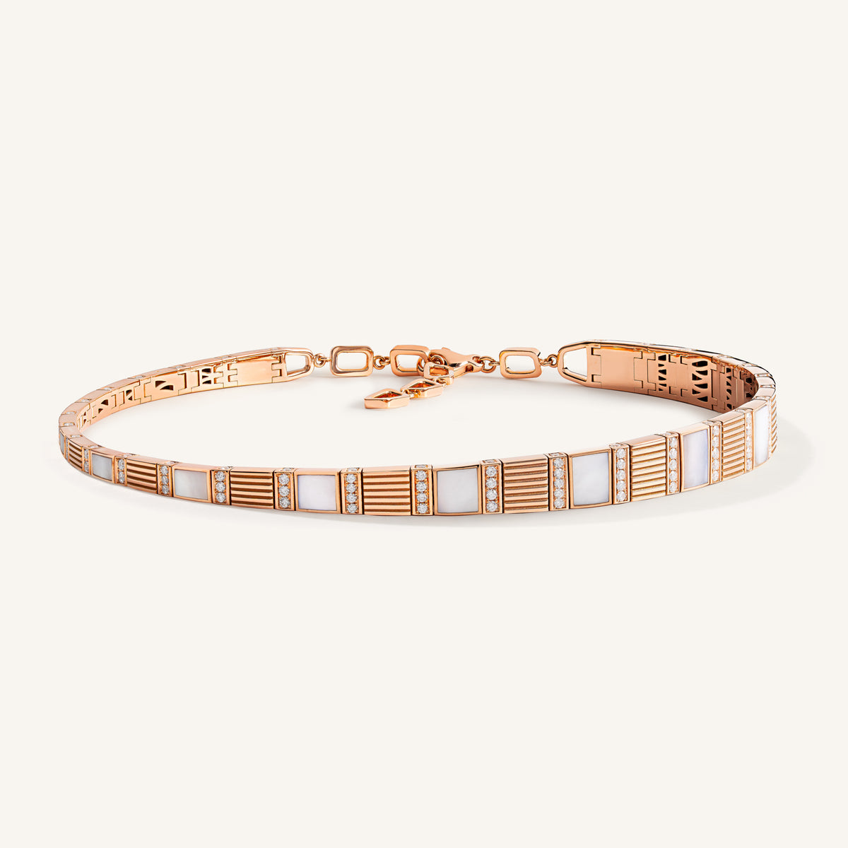 Cleopatra choker with white diamonds