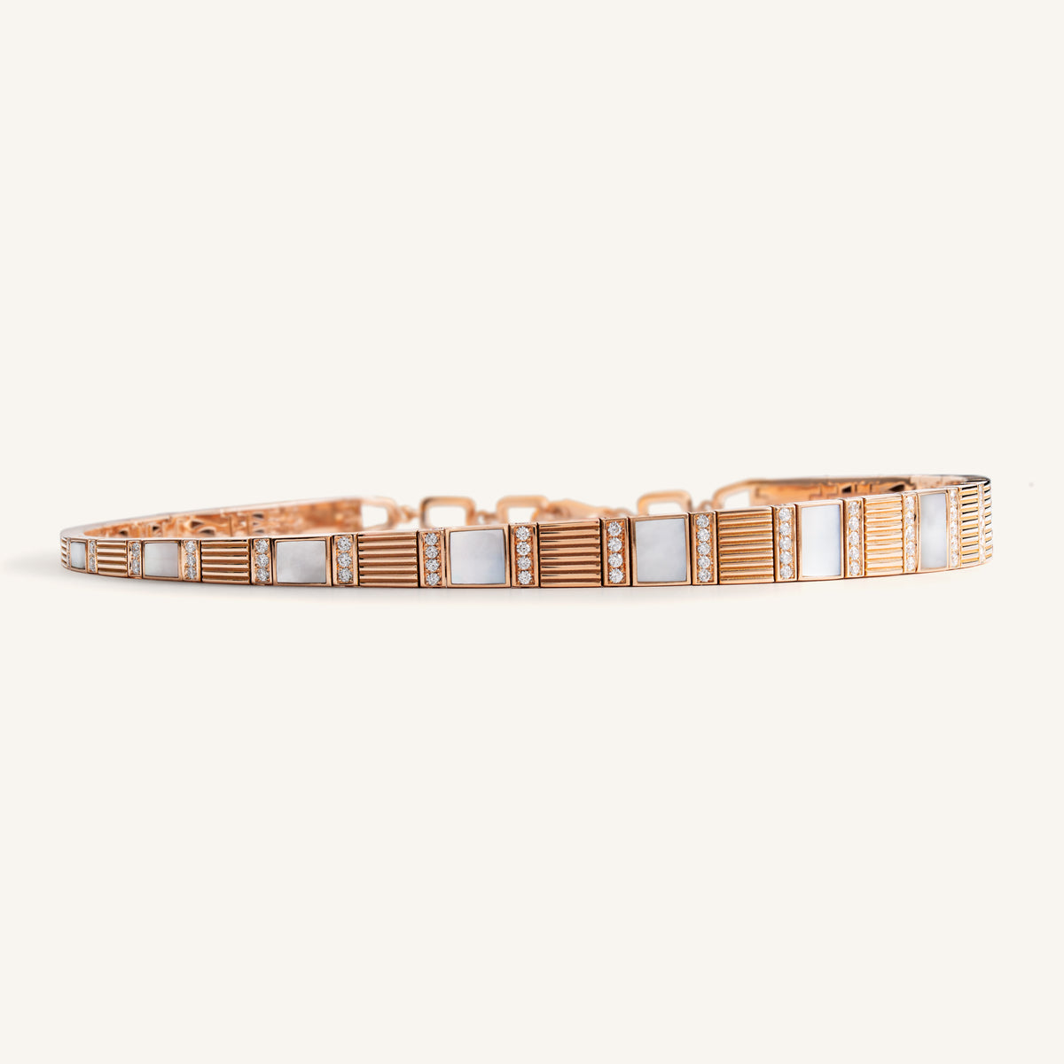 Cleopatra choker with white diamonds