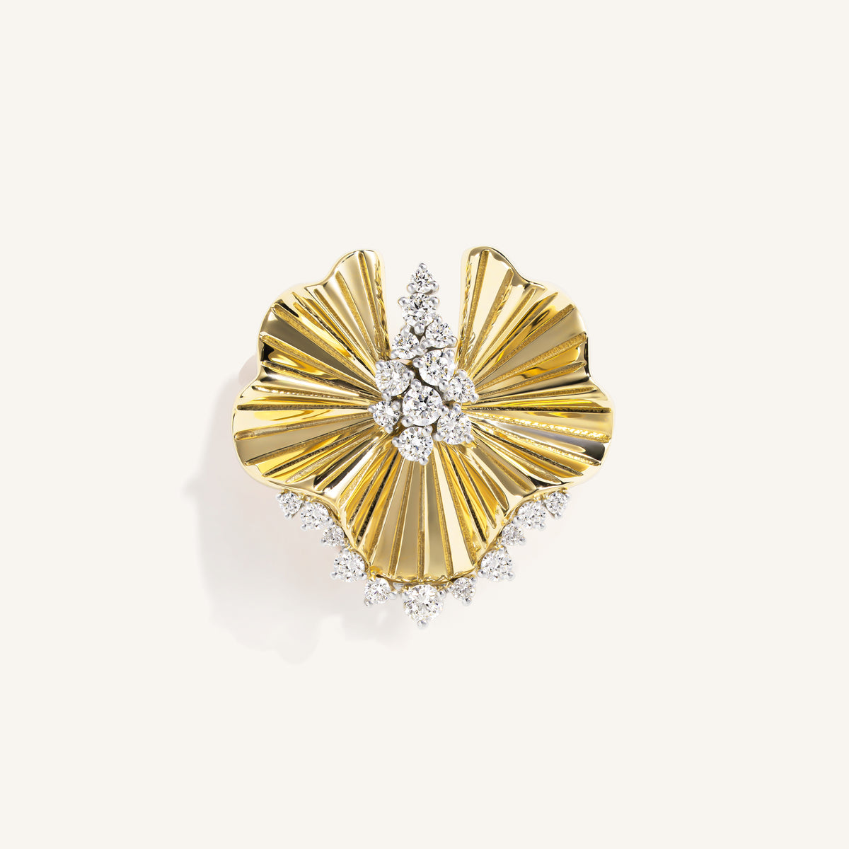 Rays of sun brooch with white diamonds
