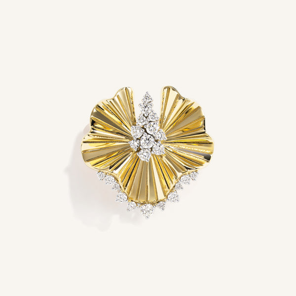 Rays of sun brooch with white diamonds