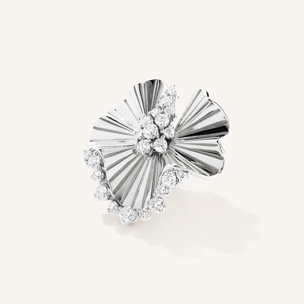 Rays of Sun Brooch with white diamonds